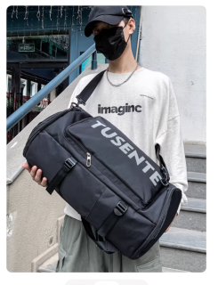 双肩包男超大容量篮球包训练健身包学生书包运动背包潮骑行头盔包