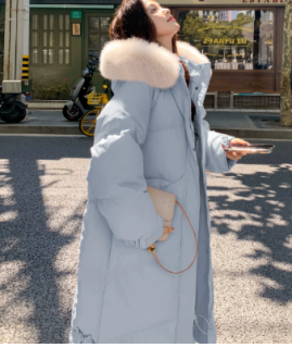 蓝色长款羽绒服女2026新款小个子大毛领保暖加厚巨好看的冬装外套